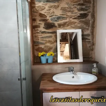 Las Casitas De *